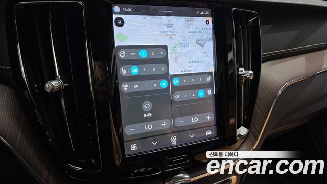 Volvo XC60 (II) B6 Inscirtion 2022 — фото 17