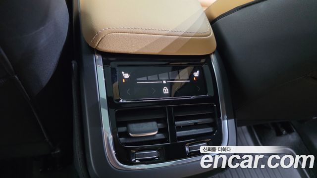 Volvo XC60 (II) B6 Inscirtion 2022 — фото 18