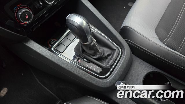 Volkswagen Jetta 2.0 TDI BlueMotion 6th 2015 — фото 9