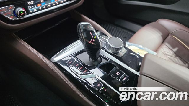 BMW 6 Series GT (G32) 630i xDrive M Sport 2024 — фото 9