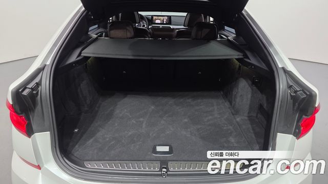 BMW 6 Series GT (G32) 630i xDrive M Sport 2024 — фото 19