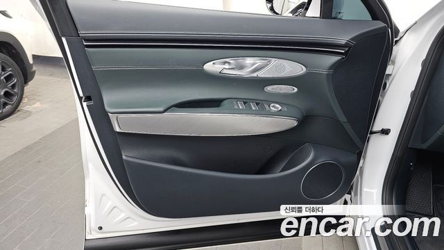Genesis Electrified (GV70) e-AWD 2024 — фото 24