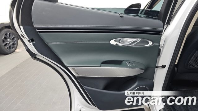 Genesis Electrified (GV70) e-AWD 2024 — фото 25