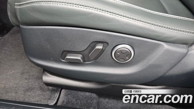 Genesis Electrified (GV70) e-AWD 2024 — фото 31