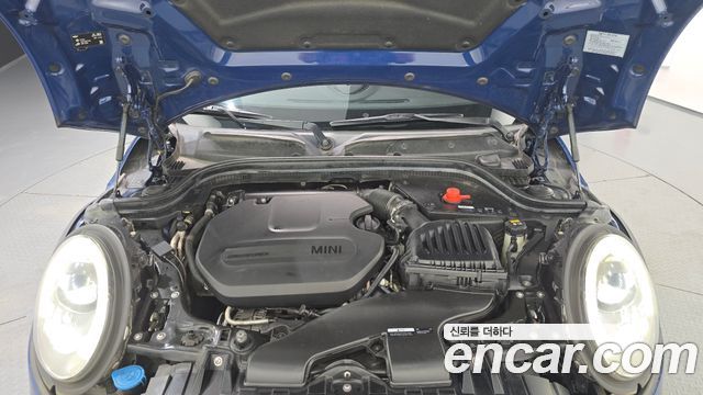 MINI Cooper D 5Door Standard 3rd 2018 — фото 6