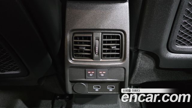 Renault Korea XM3 1.3 TCe RE Signature 2023 — фото 28