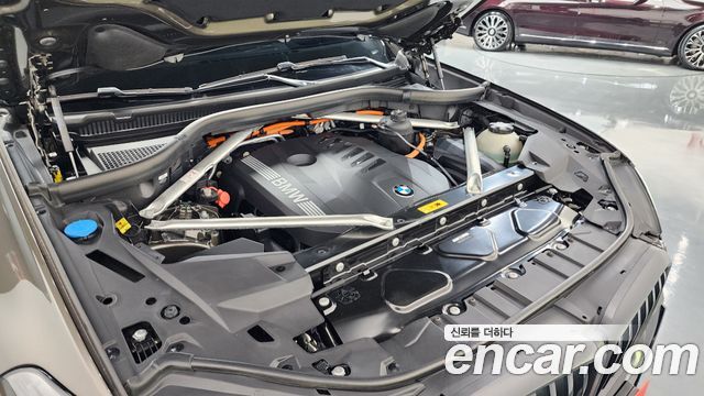 BMW X5 (G05) xDrive 50e M Sport 2024 — фото 6