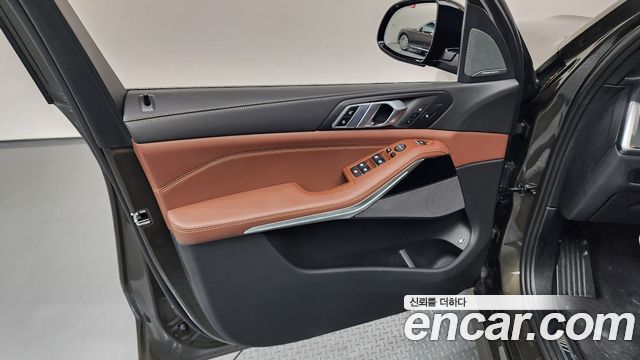BMW X5 (G05) xDrive 50e M Sport 2024 — фото 24