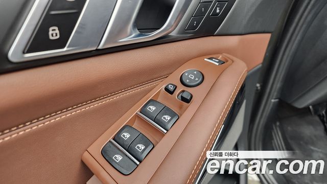 BMW X5 (G05) xDrive 50e M Sport 2024 — фото 36