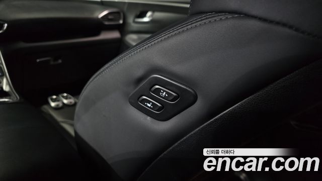 Hyundai Santa Fe Diesel 2.2 2WD Prestige 2021 — фото 22