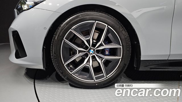 BMW 5 Series (G60) 520i M Sport 2025 — фото 5