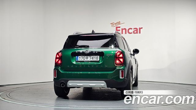 MINI Cooper Countryman Classic Plus Launch Pack 2nd Gen 2023 — фото 4