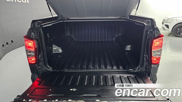 KG Mobility (SsangYong) Rexton Sports Khan Diesel 2.2 4WD Noblesse (5-Link) 2020 — фото 20