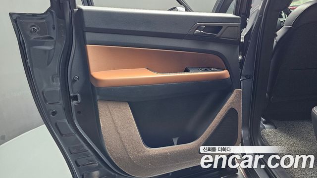KG Mobility (SsangYong) Rexton Sports Khan Diesel 2.2 4WD Noblesse (5-Link) 2020 — фото 25