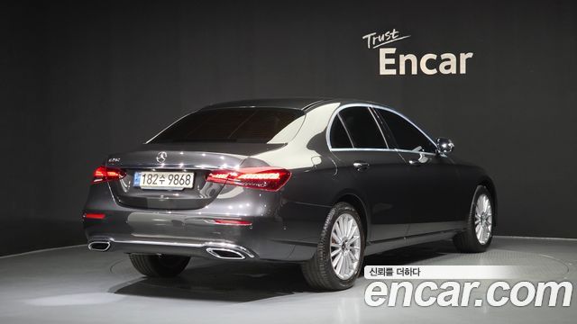 Mercedes-Benz E-Class (W213) E250 Exclusive 2021 — фото 2