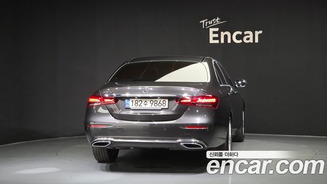 Mercedes-Benz E-Class (W213) E250 Exclusive 2021 — фото 4