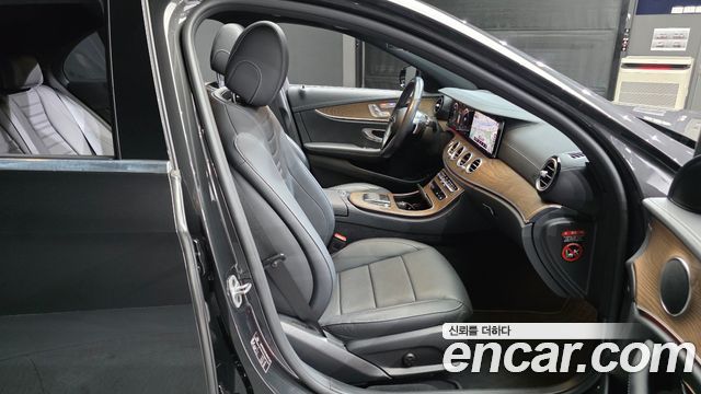 Mercedes-Benz E-Class (W213) E250 Exclusive 2021 — фото 11