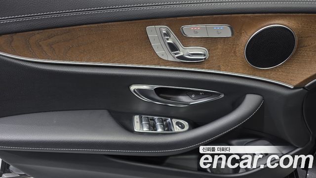 Mercedes-Benz E-Class (W213) E250 Exclusive 2021 — фото 24