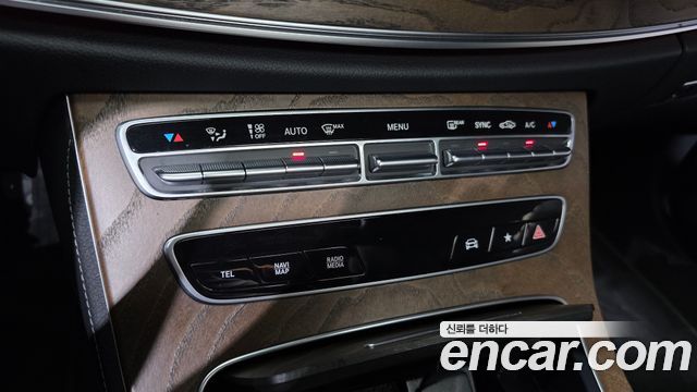 Mercedes-Benz E-Class (W213) E250 Exclusive 2021 — фото 28