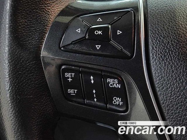 Ford Explorer 2.3 Limited 4WD 5th 2017 — фото 19