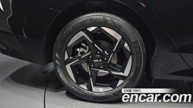 Kia K5 (III) 2.0 Noblesse 2025 — фото 5