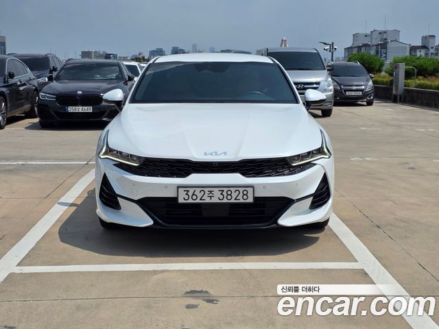 Kia K5 (III) 2.0 Noblesse 2023 — фото 2
