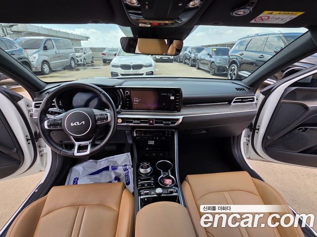 Kia K5 (III) 2.0 Noblesse 2023 — фото 7