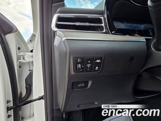 Kia K5 (III) 2.0 Noblesse 2023 — фото 21