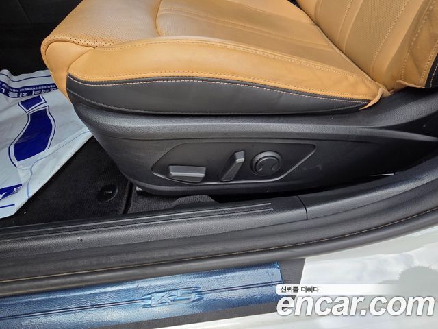 Kia K5 (III) 2.0 Noblesse 2023 — фото 23