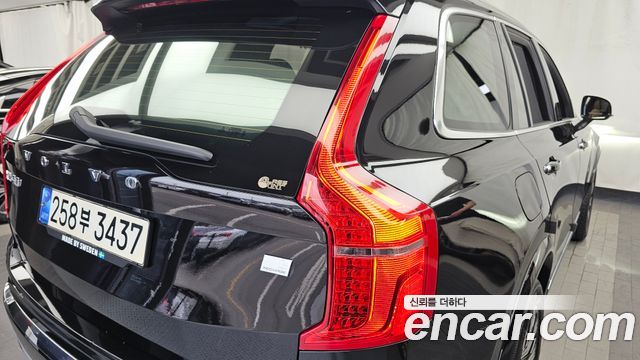 Volvo XC90 (II) T8 Inscription Hybird 2021 — фото 23
