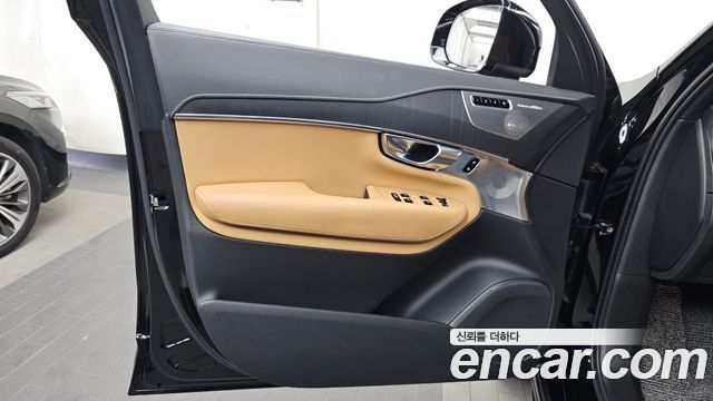 Volvo XC90 (II) T8 Inscription Hybird 2021 — фото 24
