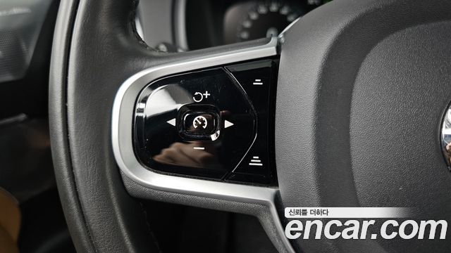Volvo XC90 (II) T8 Inscription Hybird 2021 — фото 35