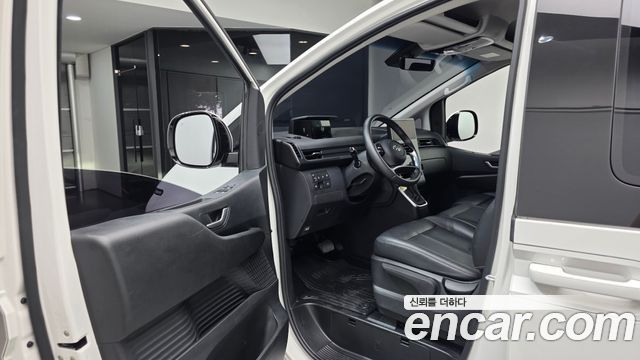 Hyundai Staria 4WD Tourer 9-Seater Modern 2022 — фото 10