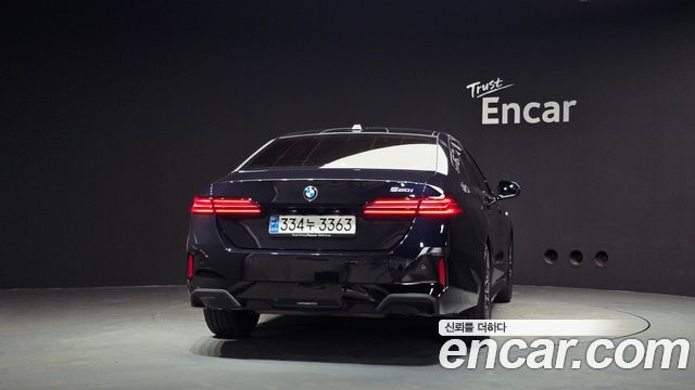 BMW 5 Series (G60) 520i M Sport 2025 — фото 4