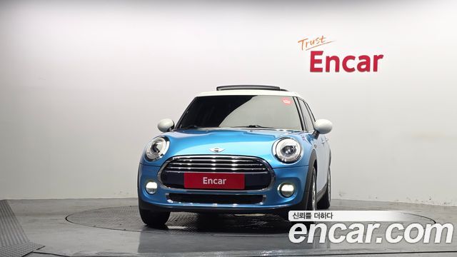 MINI Cooper D 5Door HIGH 3rd 2016 — фото 3