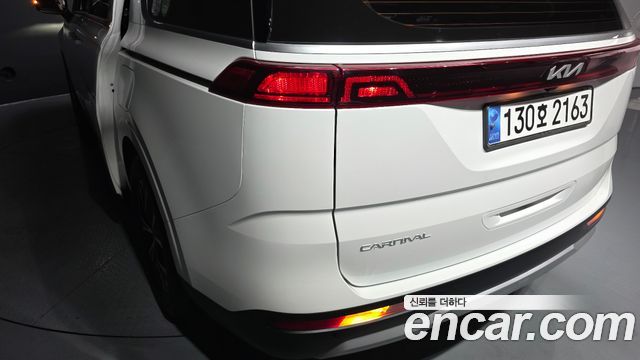 Kia Carnival (IV) Gasoline 9-Seater Prestige 2023 — фото 23