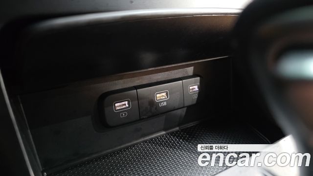 Kia Carnival (IV) Gasoline 9-Seater Prestige 2023 — фото 26