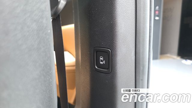 Kia Carnival (IV) Gasoline 9-Seater Prestige 2023 — фото 34