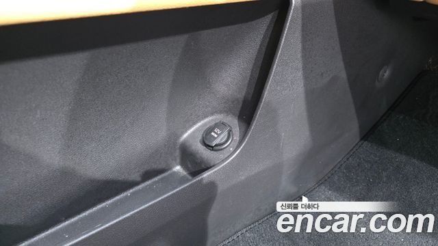 Kia Carnival (IV) Gasoline 9-Seater Prestige 2023 — фото 35