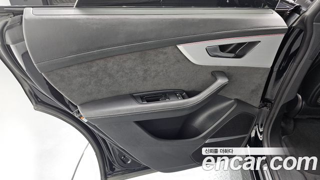 Audi Q8 (4M) 55 TFSI Quattro Premium 2021 — фото 25