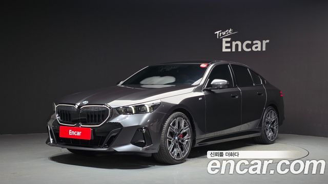 BMW 5 Series (G60) 530i xDrive M Sport Pro Special Edition 2026 — фото 1