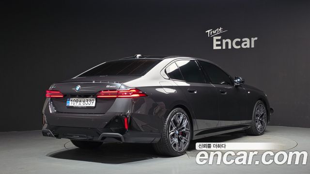 BMW 5 Series (G60) 530i xDrive M Sport Pro Special Edition 2026 — фото 2
