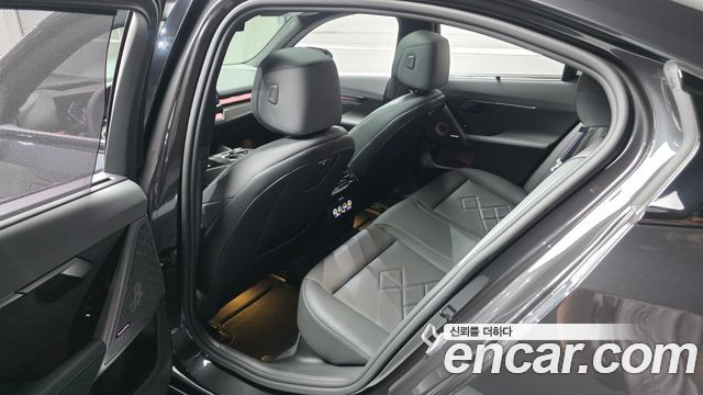 BMW 5 Series (G60) 530i xDrive M Sport Pro Special Edition 2026 — фото 11
