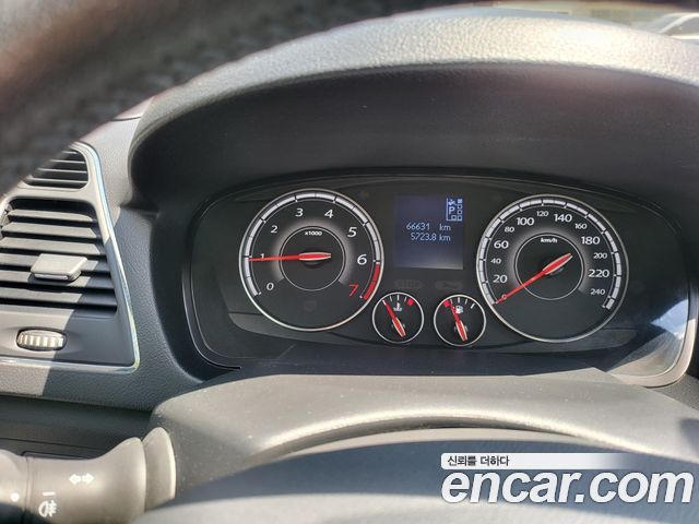 Renault Korea SM5 Platinum 1.6 TCE Standard 2015 — фото 10