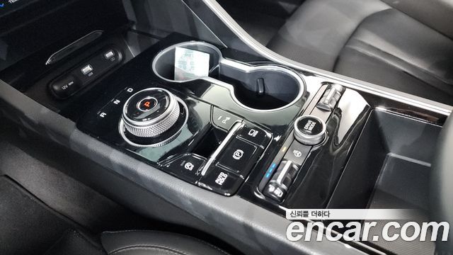 Kia K5 (III) 2.0 Prestige 2023 — фото 9