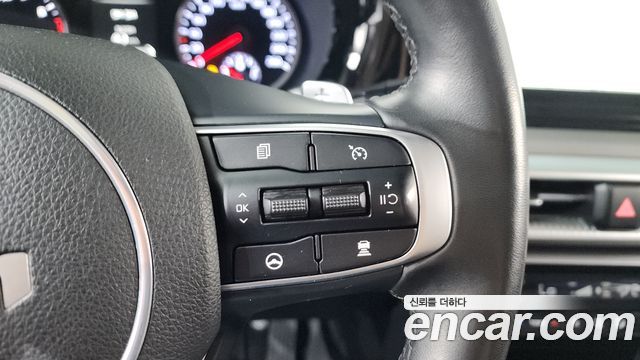 Kia K5 (III) 2.0 Prestige 2023 — фото 17