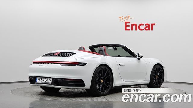 Porsche 911 (992) Carrera 4 Cabriolet 2024 — фото 2