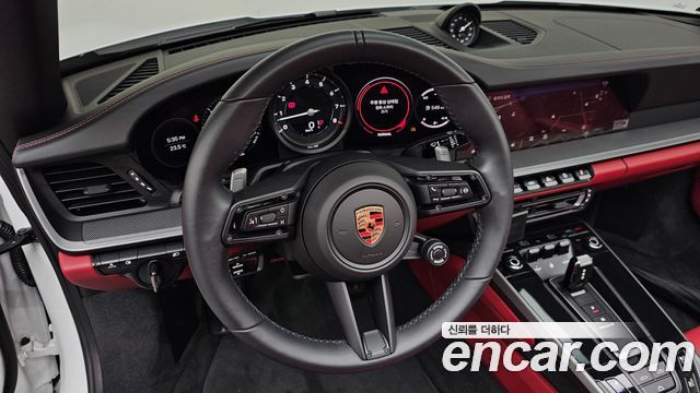 Porsche 911 (992) Carrera 4 Cabriolet 2024 — фото 12