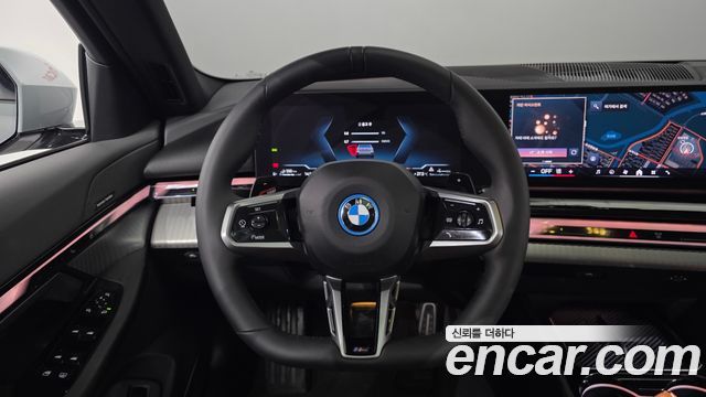 BMW 5 Series (G60) 530e M Sport 2025 — фото 13