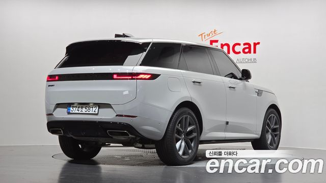 Land Rover Range Rover Sport (III) P360 HSE Dynamic 2025 — фото 2